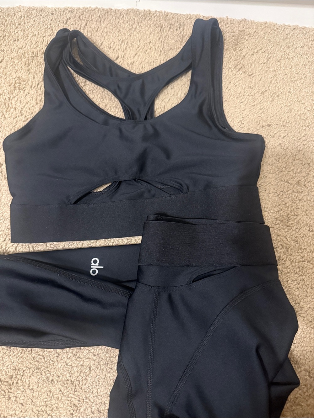 ALO Yoga NWOT Black Racerback Sports Bra Top and Silky leggings sexy cutouts